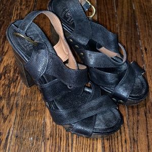 Lucky Brand strappy sandal
